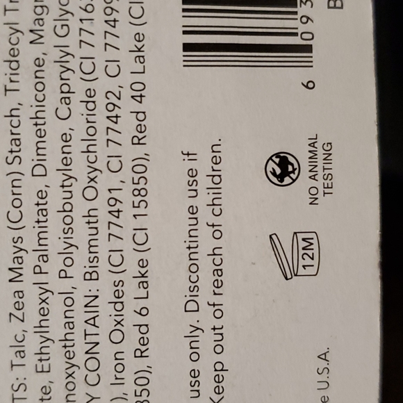 E.L.F. Facial Highlighter "Glow" Compact-0.18 oz / 5.0 g. - Picture 6 of 7